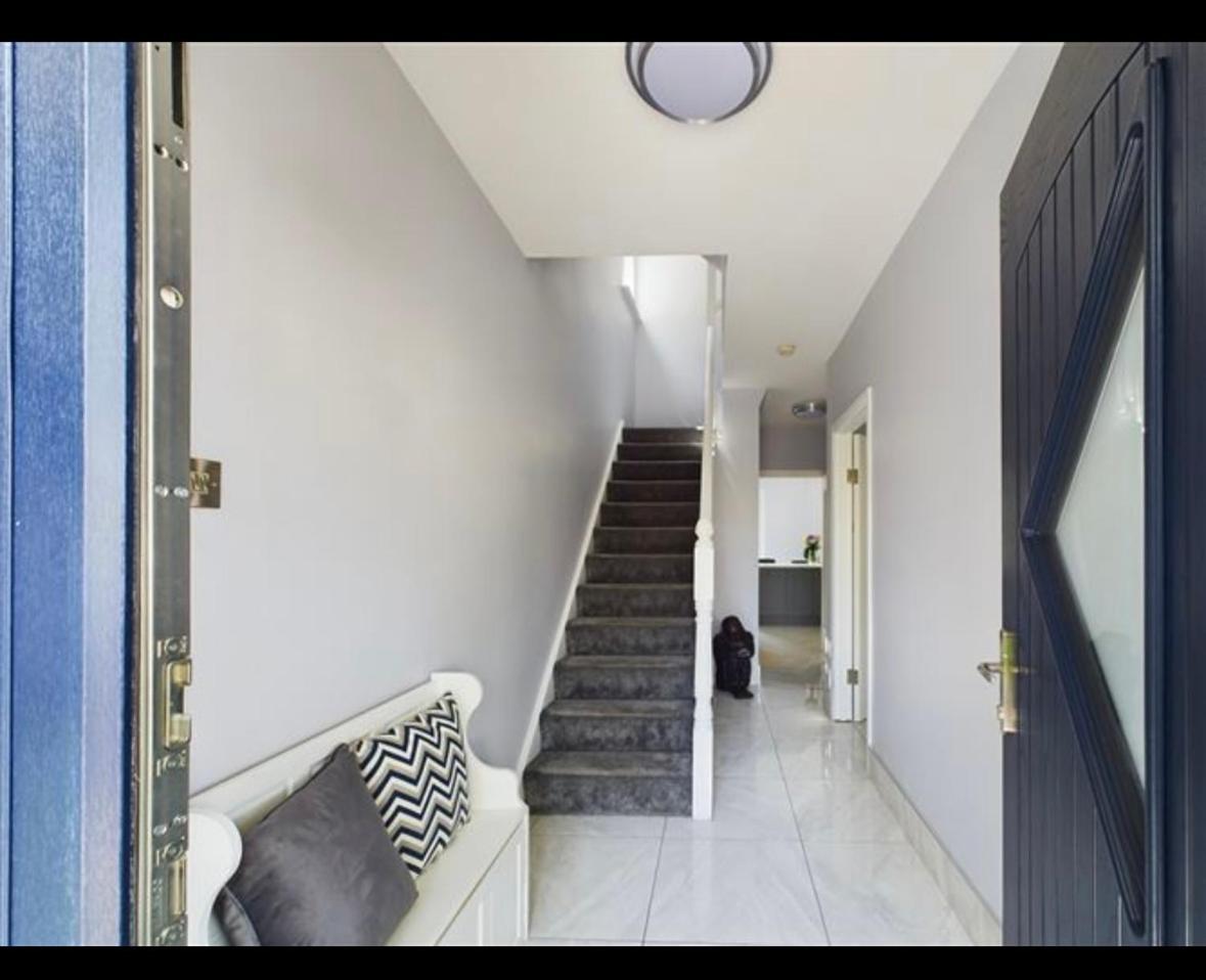 Deluxe Dwelling - 15 Mins From Cork City/Airport Apartment Екстериор снимка